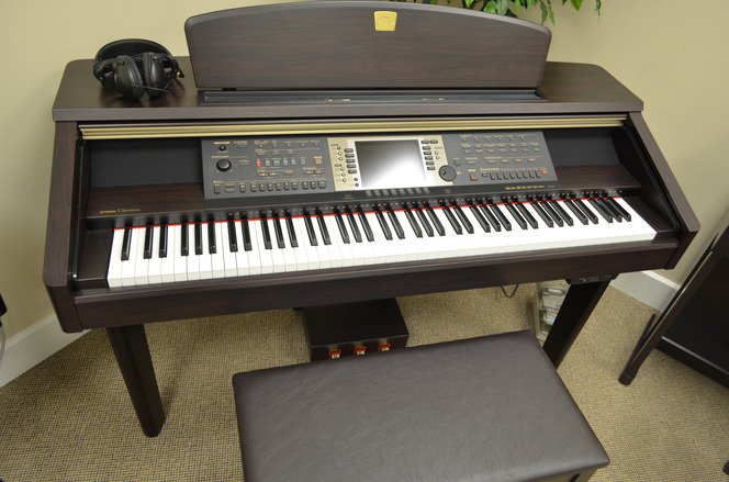 Yamaha Clavinova CVP-208 Digital Piano - Digital Pianos